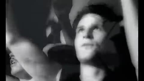 Scorpions- Wind of Change (Official Music Video)