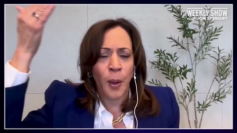 Kamala Harris *MELTS DOWN* over Trump ballroom "Are you f*cking kidding me?"