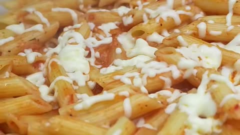 Today we re gona make a tomato cheese pasta