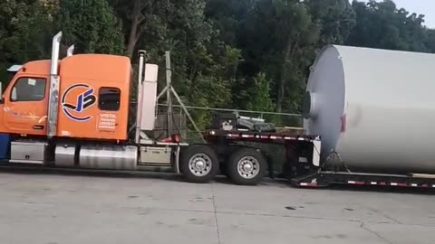 ITS HER BIRTHDAY HAPPY 50TH BABY #truckinlifestyle #reallifetruckers #ourtruckinglife #trucking