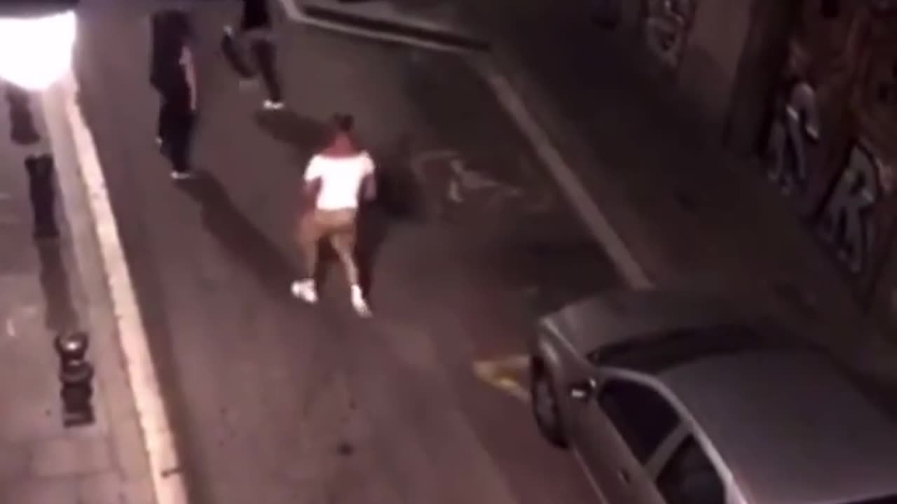 🥊👊 Boxer Fights Off Two Attackers: How? | FCN