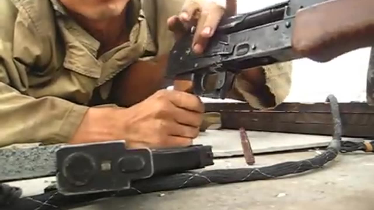 Hidden Camera - funny japanese soldier