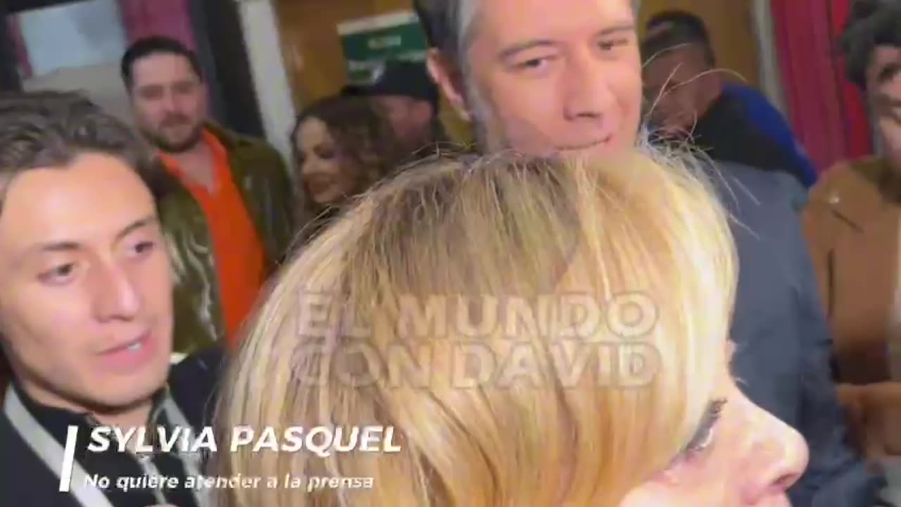 #SilviaPasquel llegó tarde a la presentación de la obra y llegó enojada, por #shakira
