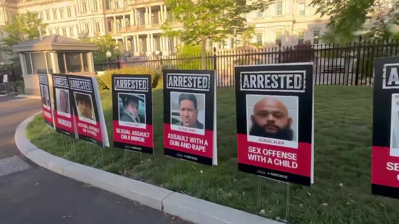 ICYMI: White House lawn re-decorated with trophies. I voted for this.
