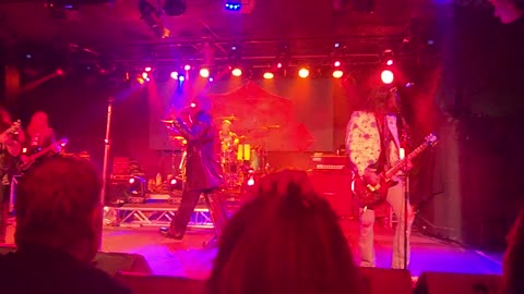 King of the hill ( live )