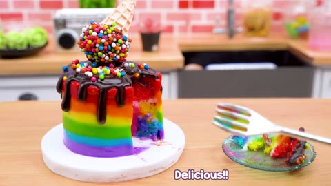 Rainbow Ice Cream Cone Cake - Satisfying Tiny Cake