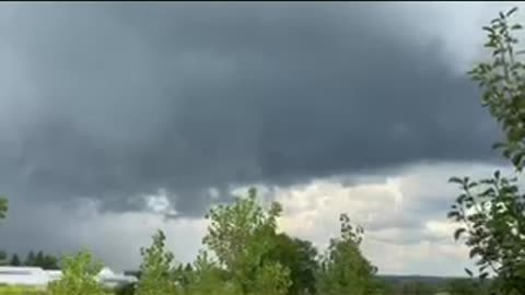 Thunderstorms approaching