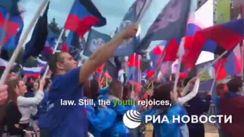 'Putin Team' on Donetsk jumbotron at first open-sky Youth Day bash in 3 years