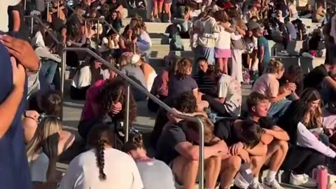 Liberty University students pray for Charlie Kirk & family yesterday