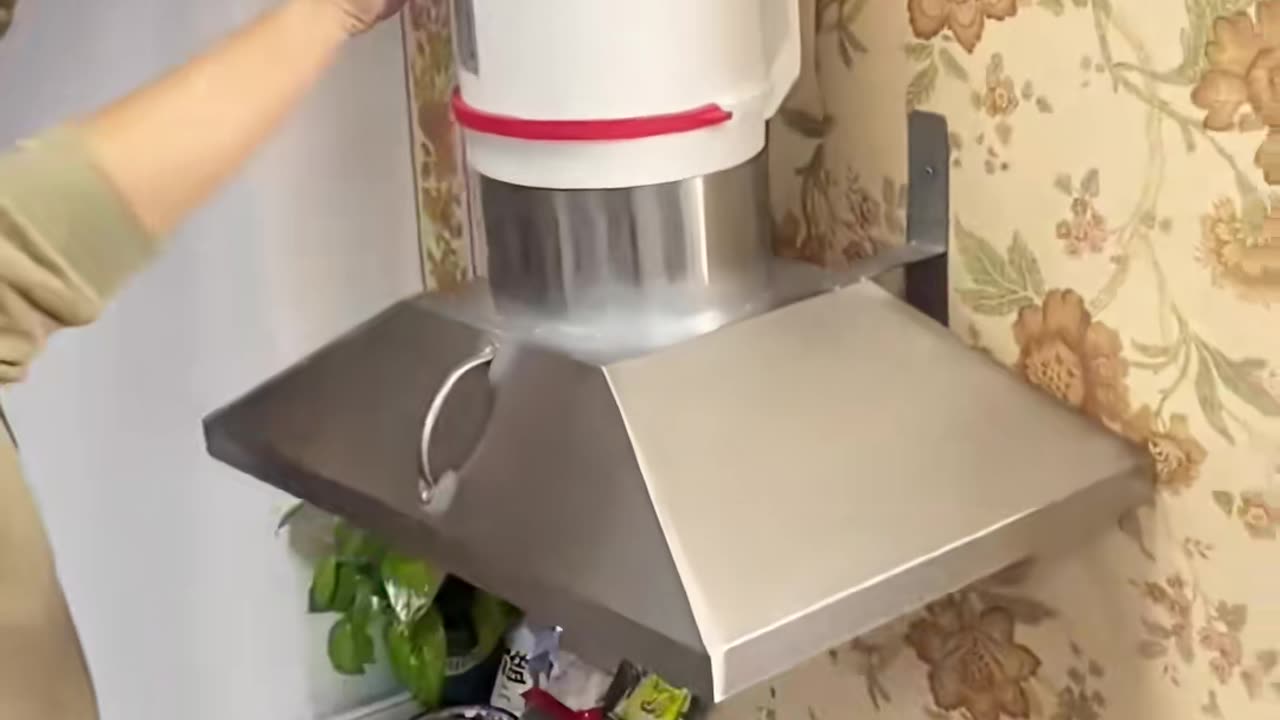 ✨🙌 Transform Your Old T-Shirts into Stylish Tote Bags in Seconds! | LifeHacksDaily