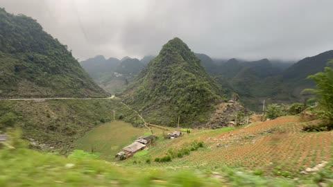 Riding on the Ha Giang Loop in Vietnam (part 12)