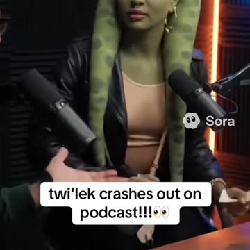 twi'lek Influencer CRASHES Out On Podcast!!!