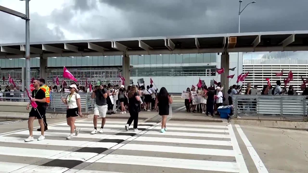 Air Canada flight attendants continue strike despite government order