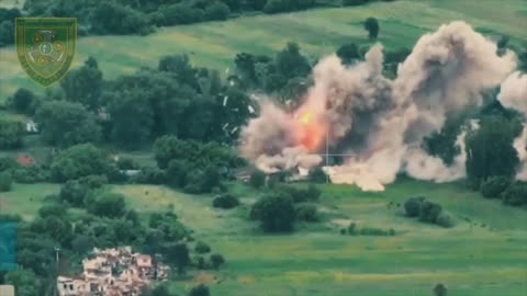✈️💣 Airstrikes on Russian positions in Oleksiivka, Kursk region.