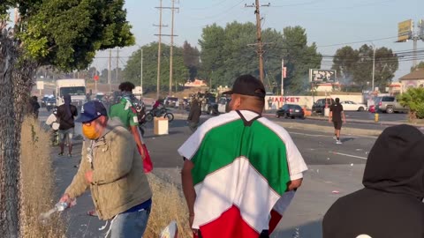 Anti-ICE rioters are now starting brush fires in LA.