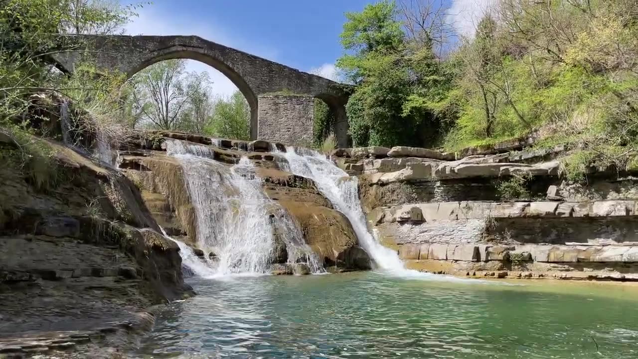 WONDERFUL ITALY - Waterfall of the Urlante cave of Premilcuore