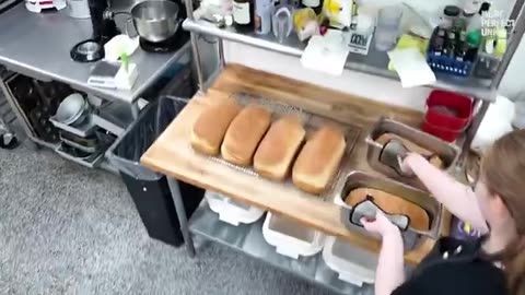 Why Every Restaurant Now Tastes the Same.