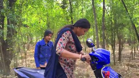 Anaconda_Snake_Attack_On_Village_Girl_In_Forest