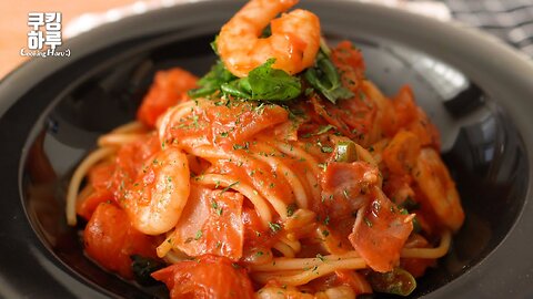 Tomato spaghetti with the savor of the premium restaurant using the ready-made sauce