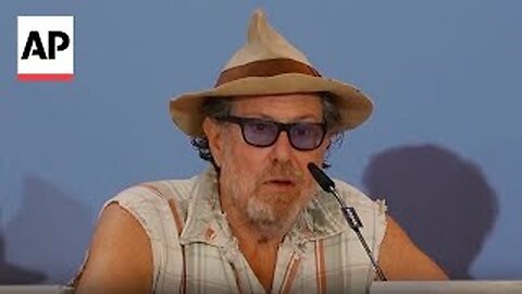 Julian Schnabel rejects call to boycott Gal Gadot at Venice Film Festival