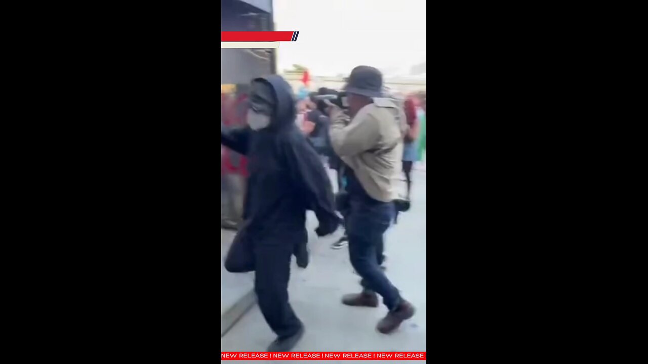 Protesters clash with #ICE at #LA center in attempt to breach facility. FBI responds. #japdmedia