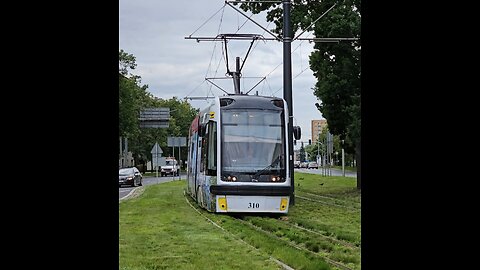 Pierszy Toruński tramwaj oklejony folią reklamową [Short]