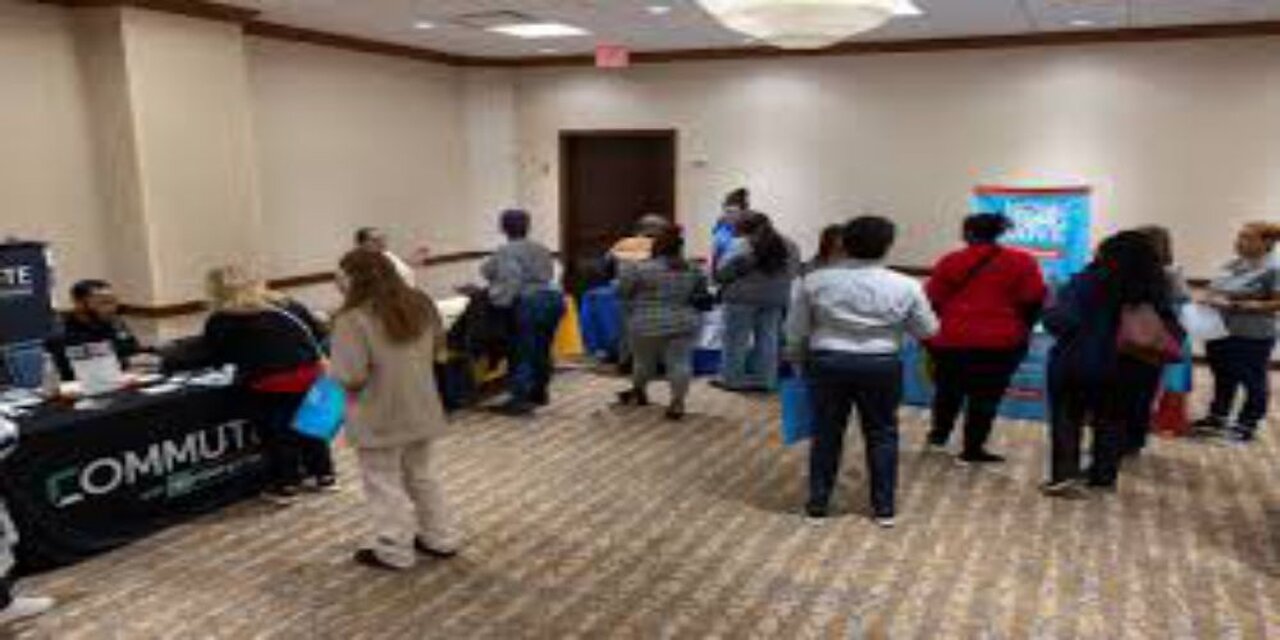 US Court Won't Lift Judge's Block on Mass Layoffs