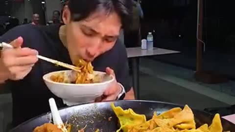 9KG-Braised-Noodle-Eating-Challenge-foodchallenge