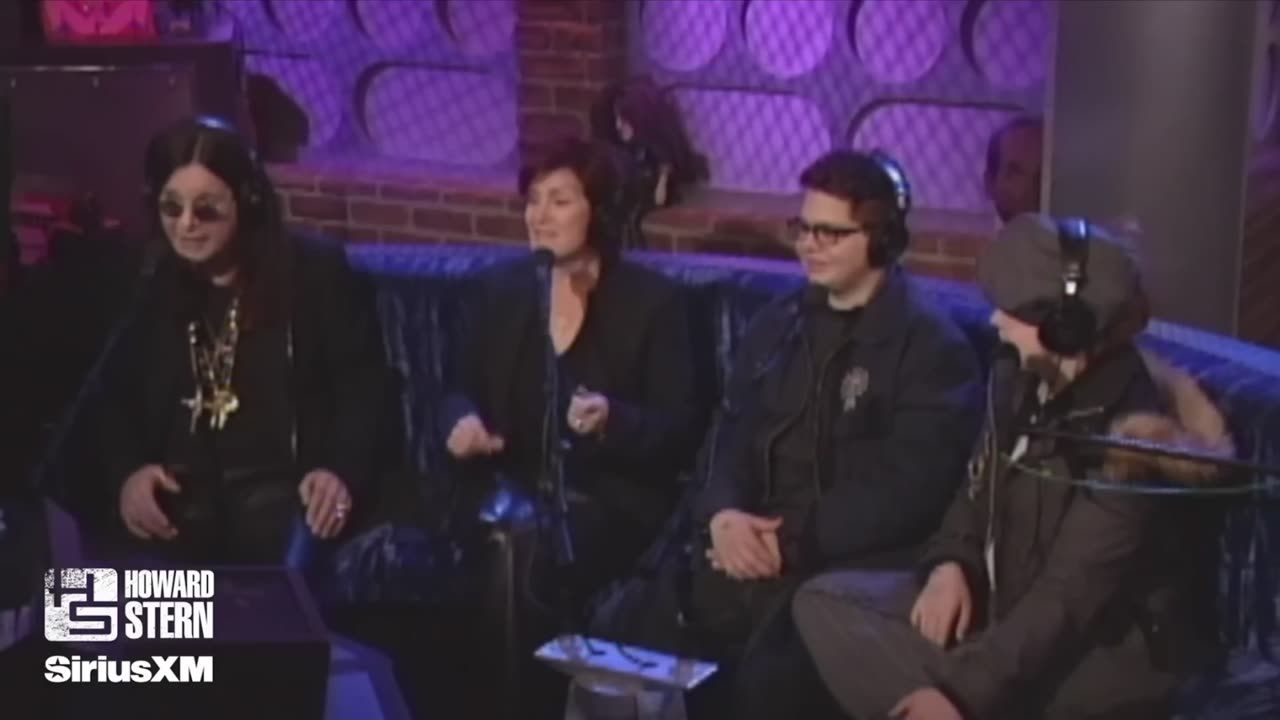 😂🎤 Underrated Hilarious Ozzy Moment: 'Well I Don't Know!' | FunFM