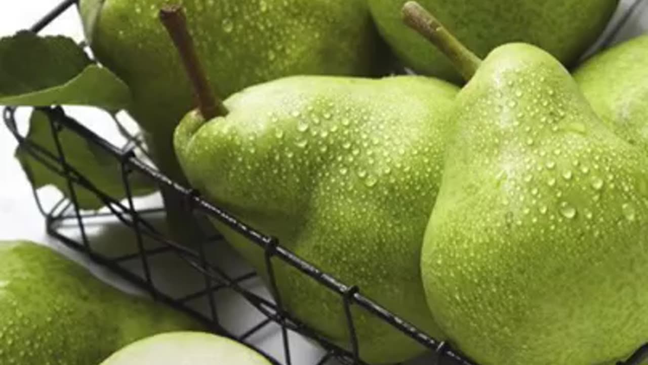 Amazing benefits of eating pears