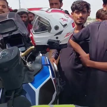 Turkish women tourists in Pakistan. How will this holiday end?