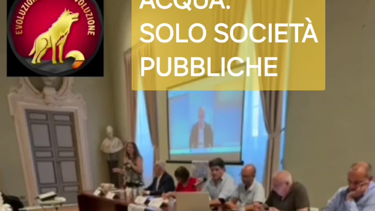 Acqua: solo società pubbliche