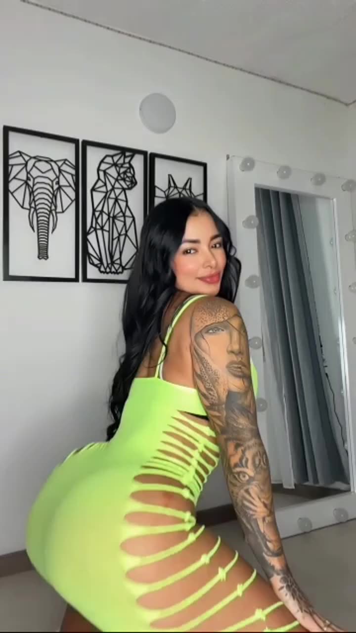 🍑 Hot And Sexy Ladies 💯🔥