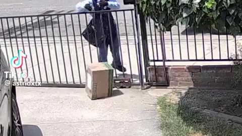 😂📦 USPS Courier Delivered Package Badly! | FunFM