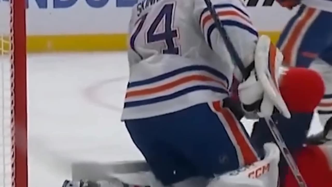 NHL Playoff Highlights | Oilers vs. Panthers