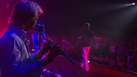 Sunrise - Simply Red (live)