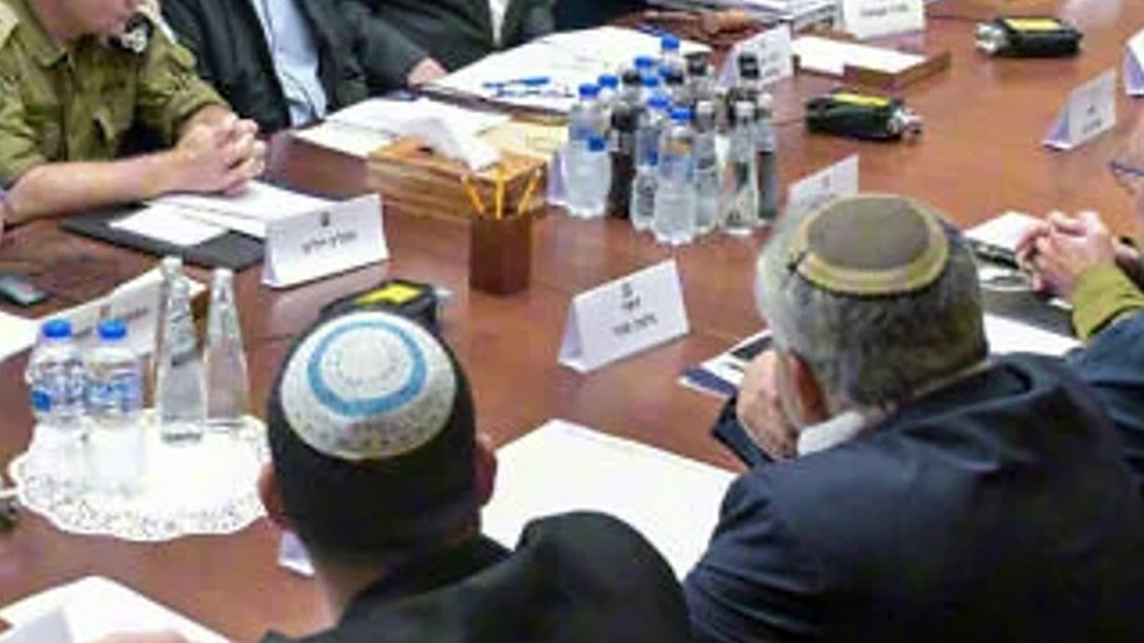 Netanyahu Holds Firm: No Gaza Ceasefire Without Hamas Defeat 🔥🕊️