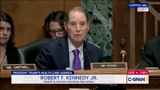 RFK Jr. annihilates Senator over blaming him for infant deaths