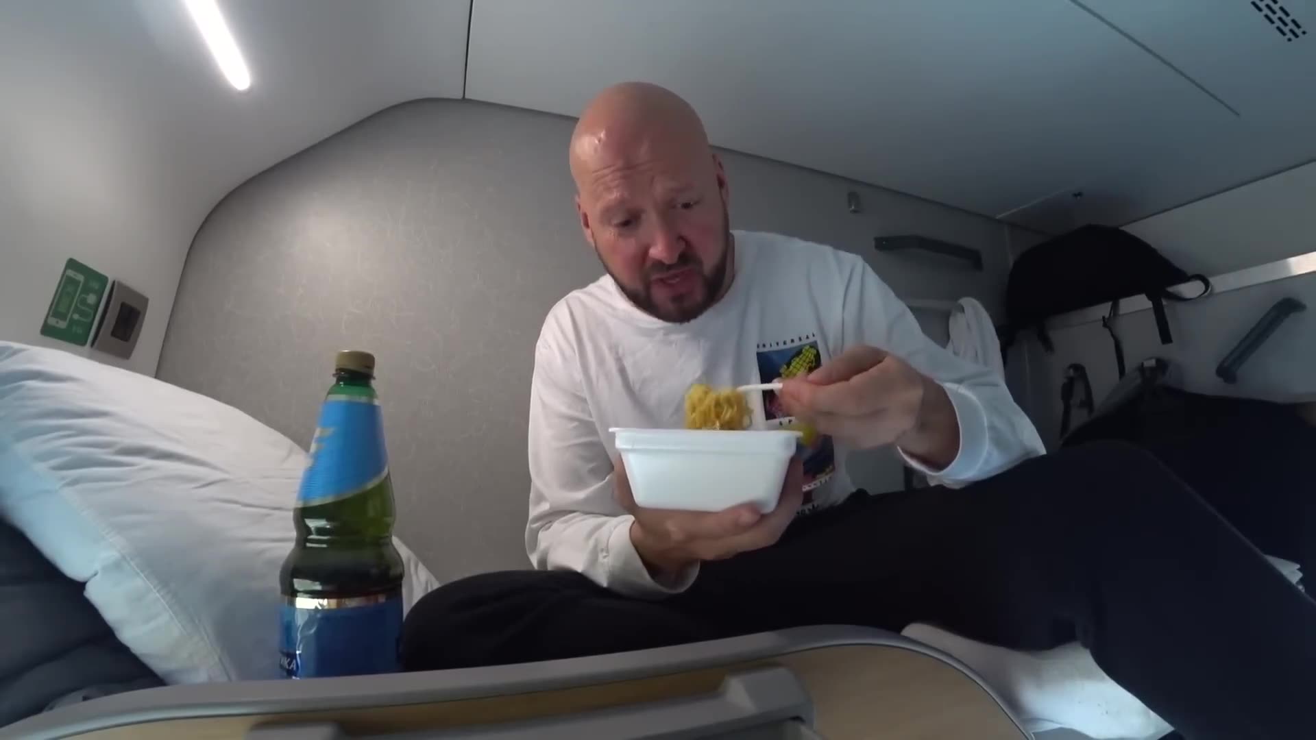 Solo on the World’s Longest Train Ride 🚂🇷🇺 Trans-Siberian Adventure!