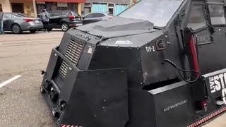 O Carro feito para andar dentro do tornado