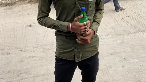 दुकान वाले को चूना लगाया 🤣😁