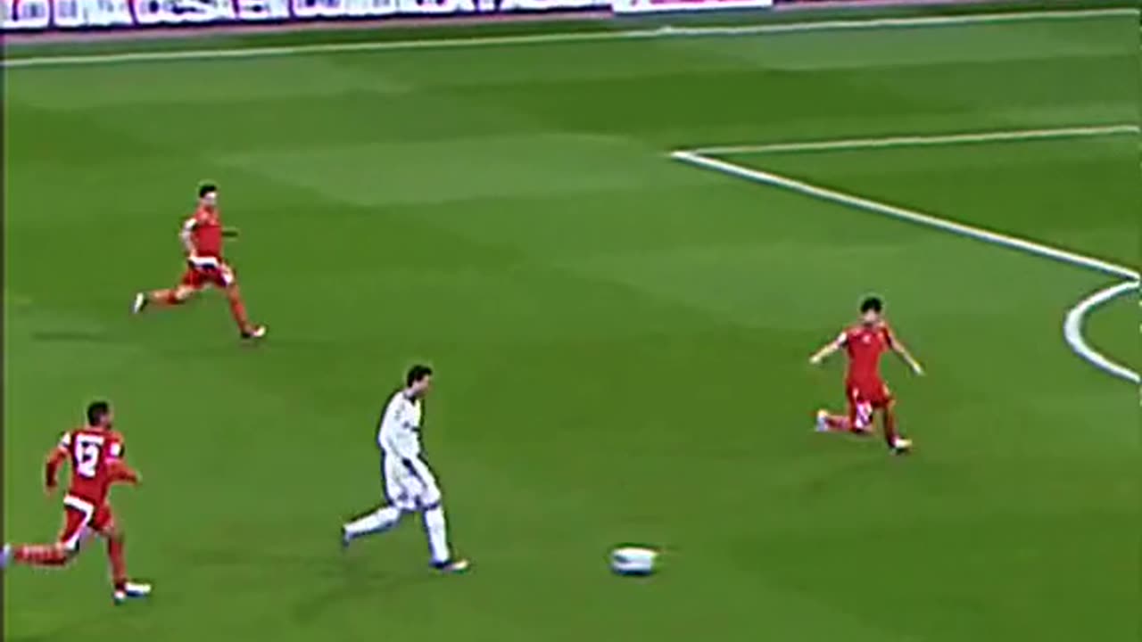 When Real Madrid counterattacked quickly #football #soccer #chjllball_team