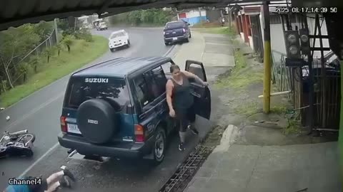 "Couple About to Sit in Car – Suddenly Hit by Speeding Truck! 😱 CCTV"
