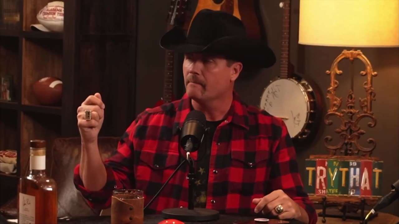 John Rich on Conversation That Got Trump to Stop Talking About COVID Vaccine