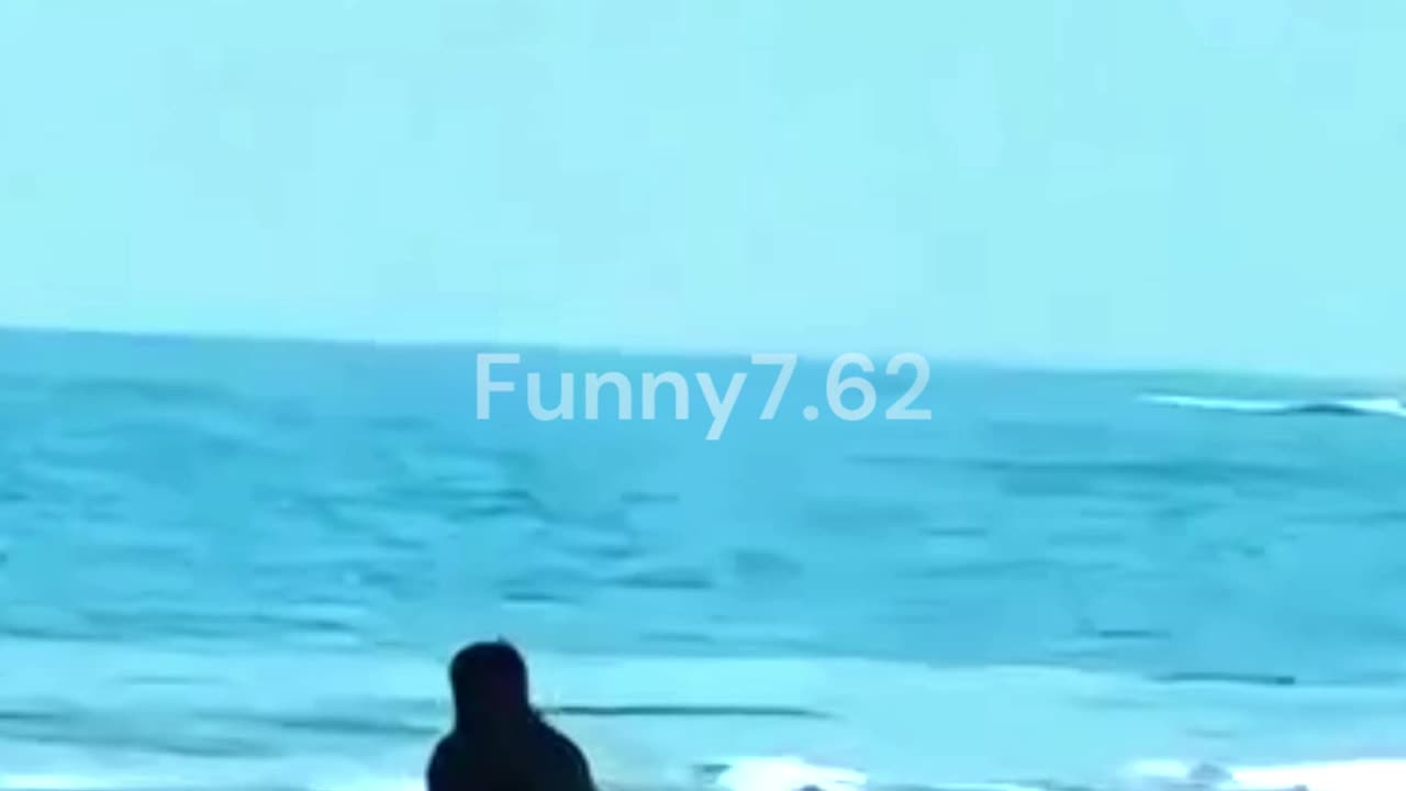 Who will bathe in the sea?