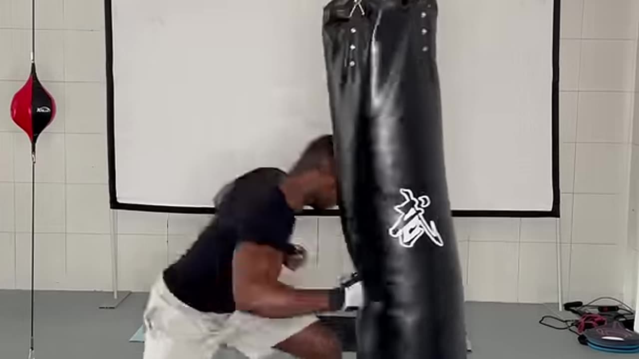 COMBO CONOR BENN’S KILLER COMBO! 🥊💥