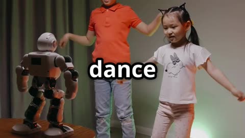 रोबोट डांस पार्टी! 🤖🎶 | मज़ेदार Friday Challenge for #Kids @LearnToons #shorts