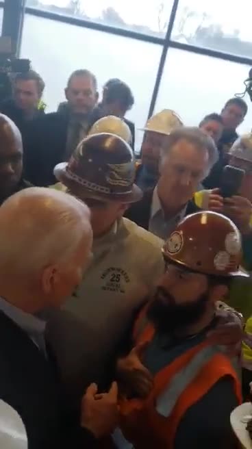 Biden being put in his place by taxpayers!