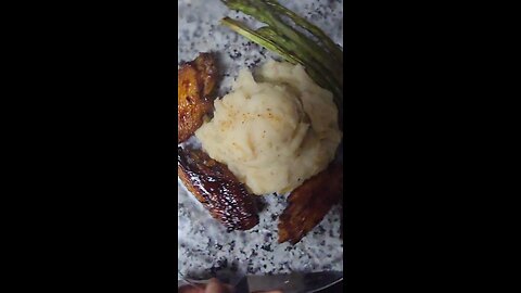 This that good $hit: Food Life