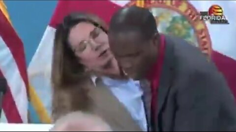 Florida Surgeon General Saves Fainting State Senator